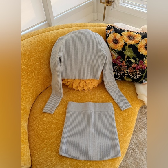 Kith Sloane Cropped Plush Rib Sweater and Skirt Set - Picture 6 of 8